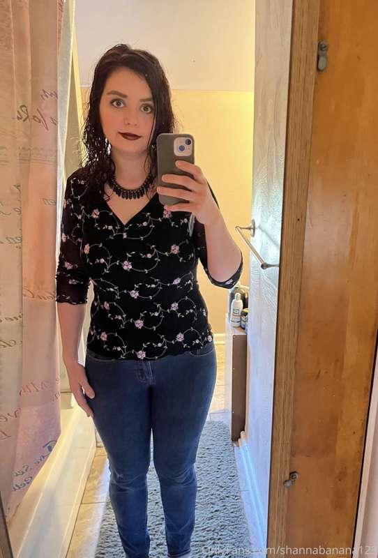 2 new pics of me today