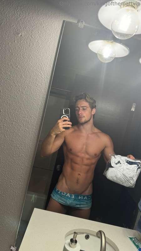 Selling these singlets they’re unwashed from Kyle and I. I l..