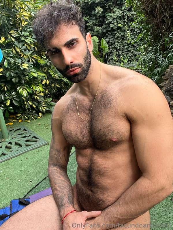 Este oso te está esperando para entrenar 💪🏻🏋🏻This bear is wa..
