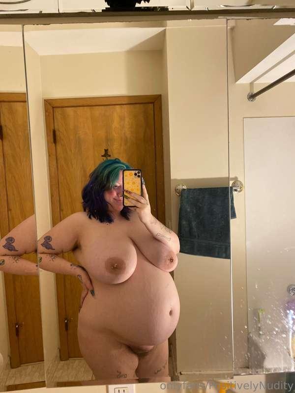 32 weeks and almost ready to pop!