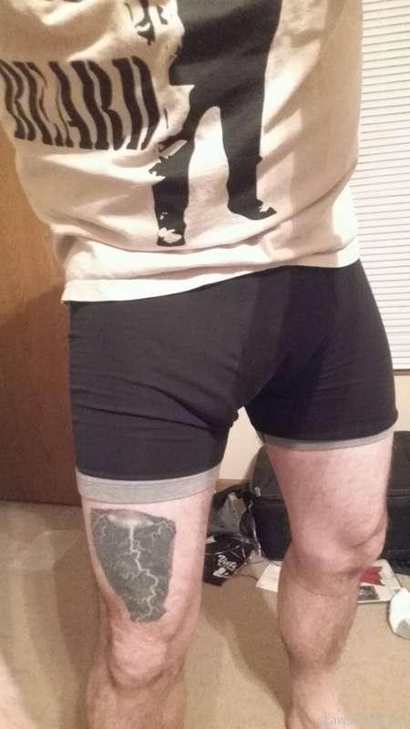 I think I have a spot on my thigh... do you see it too?