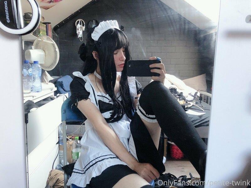 petite-twink image #7