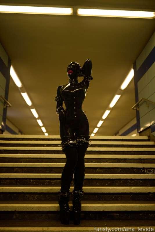 ana_levide image #119
