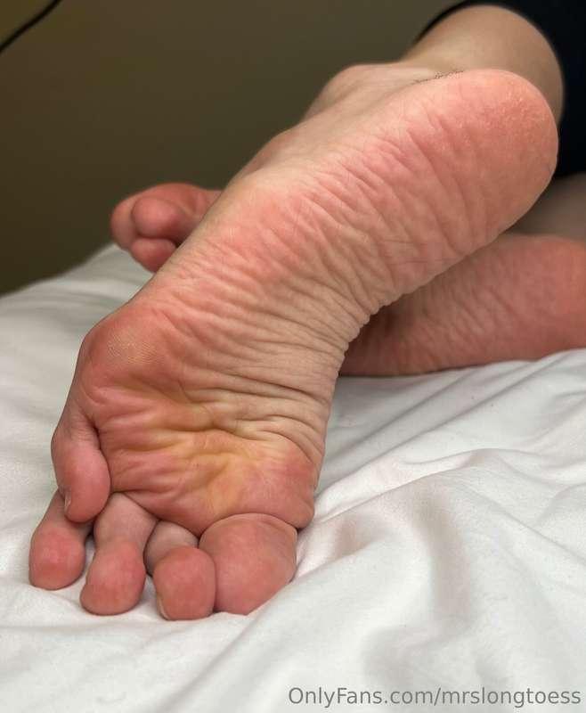 Wednesday Wet- What if I Rolled over to Reveal these Wrinkle..