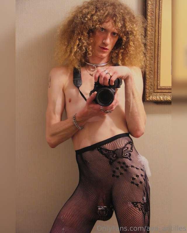 Let me take you to my studio 😘😘😘