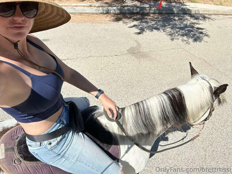 What do you think about girls that ride horses? Be honest*