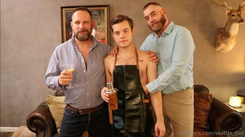 WOOOF!  The Texas guys were so much fun.  I have a hot video..