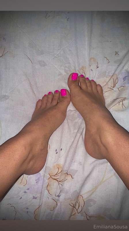 Would you take a foot job from me ? 😉