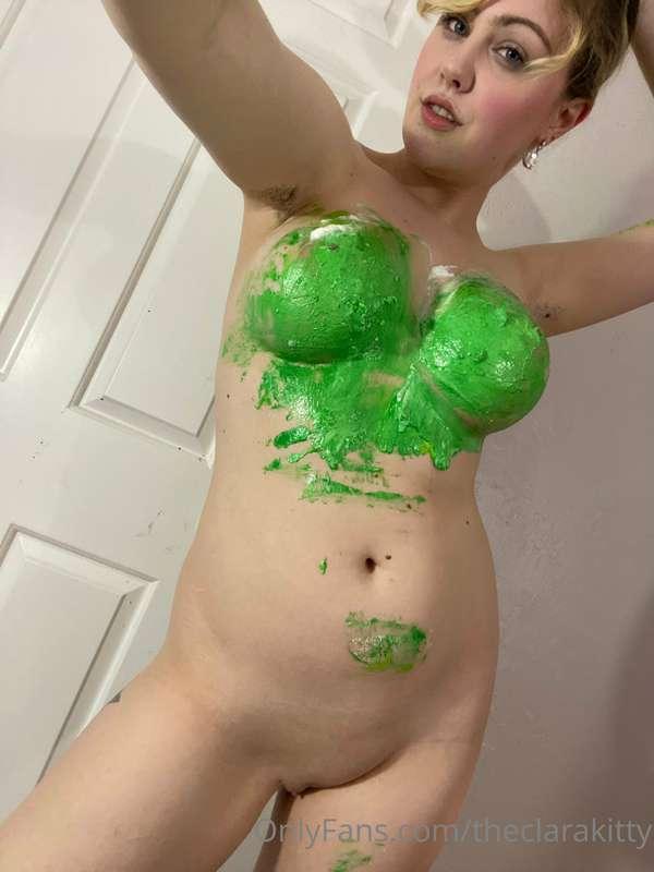 5 year cammiversary cake mess