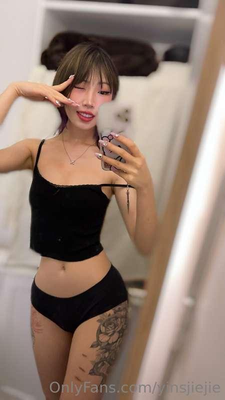 let me help u cum 😈