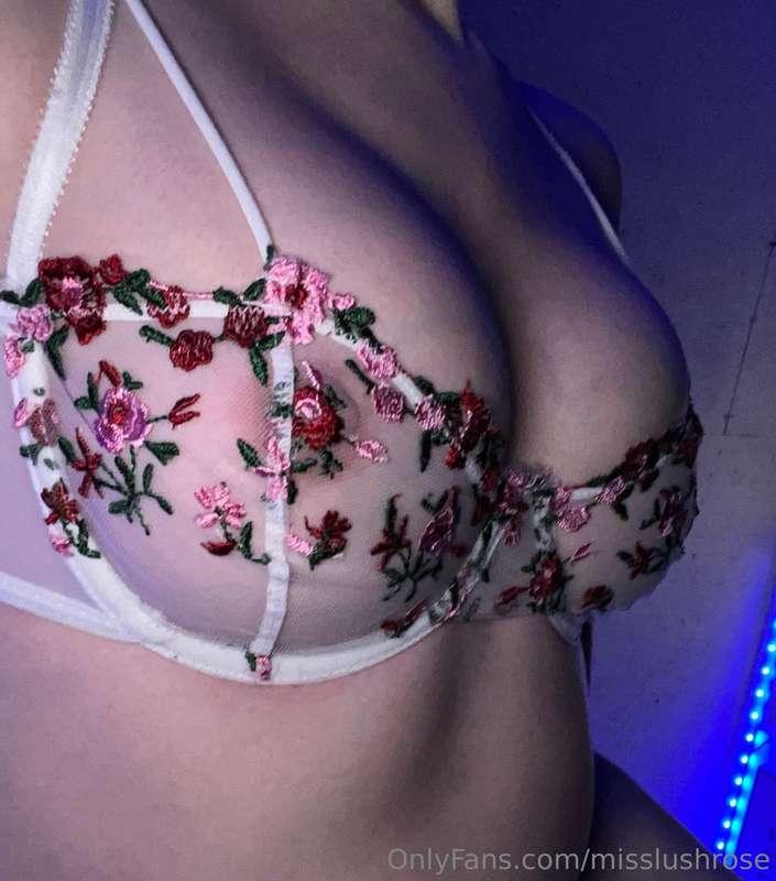Turn rebill on for more 😘
