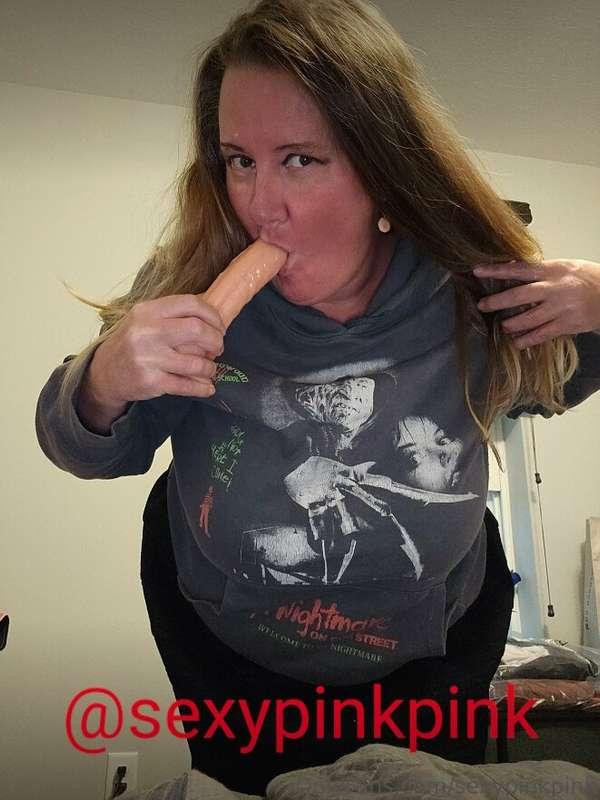 Solo Contest @sexypinkpink

50 Votes = Gold Membership 🥇
100..
