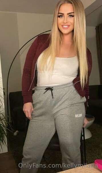 I am so fucking ready for your cock!💜