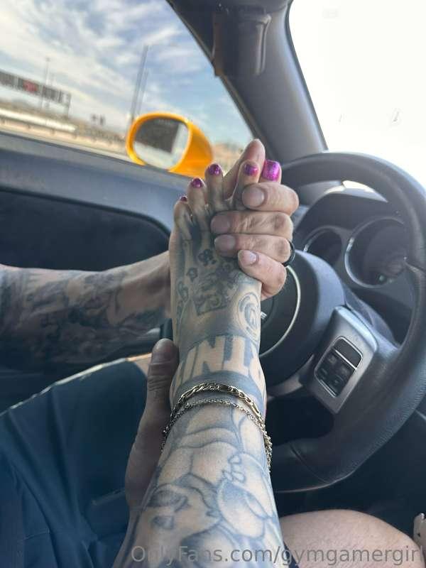 Feet massage as a passenger princess 💦🦶