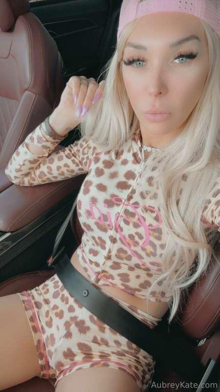 Leopard print on, attitude wild 😈🔥