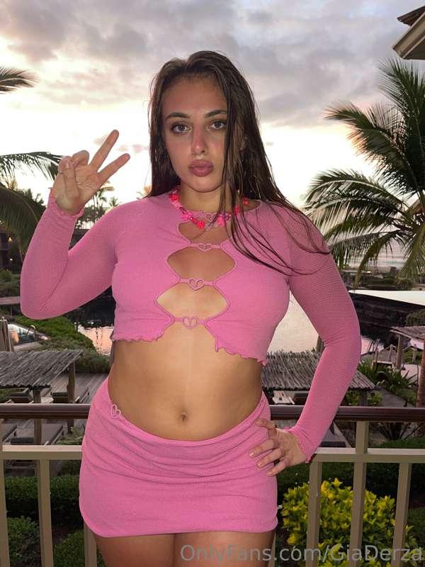 tropical angel baby 🌴🌺💘