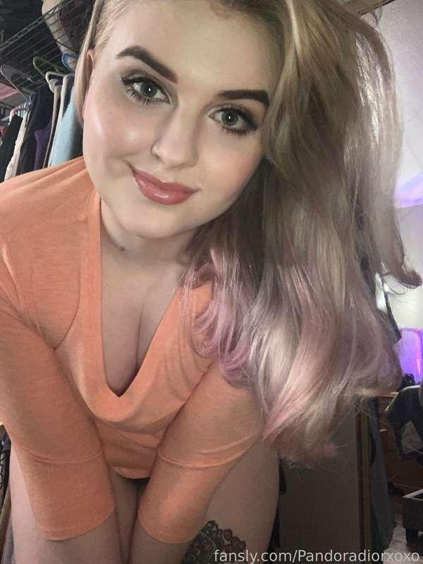 Good AM :)

https://fans.ly/r/Pandoradiorxoxo

#fyp #goodmorning #cleavage #blonde #bombshell #princess #princesspandora #pandoradior #pandoradior3 #thicc #chubby #bbw #curvy #pale #young #teen 