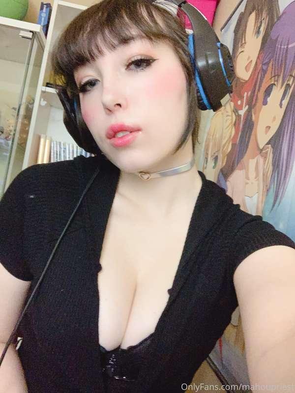 Been streaming more on Twitch! I just wish they would let yo..