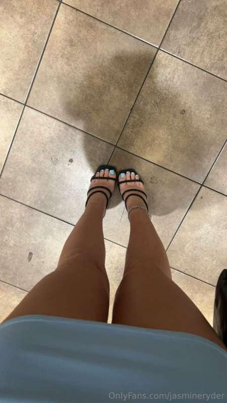 got my toes sucked after this😍😇 he couldn’t resist