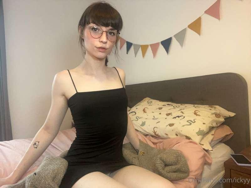 ickyy image #1