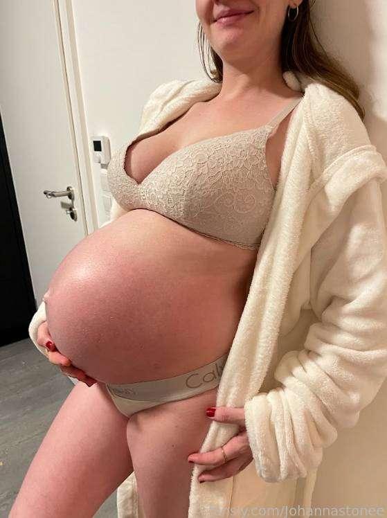 johannastonee image #1