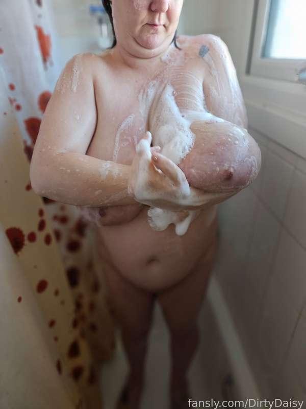 dirtydaisy image #1