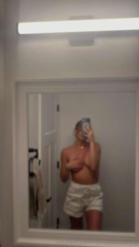 vipyogawithemily image #0