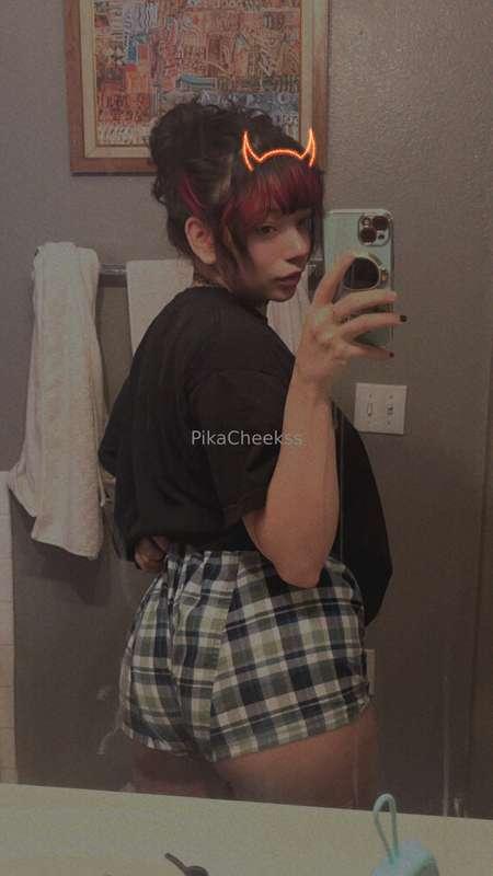 pikacheekss image #1