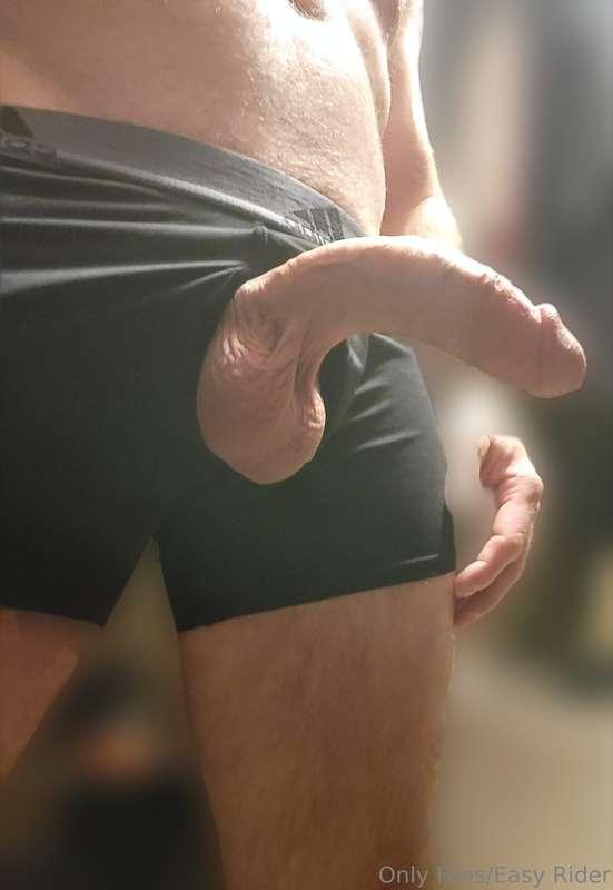 Woke up feeling a little frisky today! #MondayMorningWood