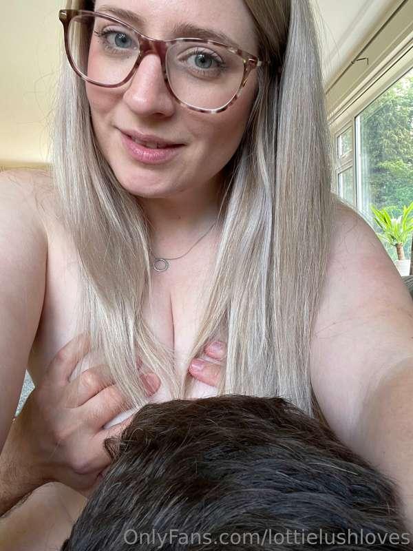 ⁉️𝕋𝕖𝕝𝕝 𝕄𝕖 𝕋𝕦𝕖𝕤𝕕𝕒𝕪 ⁉️
What is your favourite sexual position?..