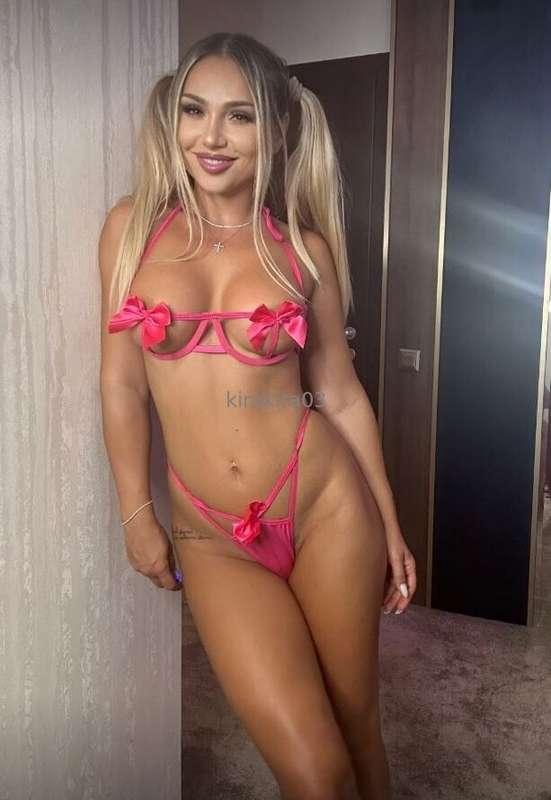 🎁FREE PAGE & FREE GIFT🍀Sweet, obedient, and just a little bi..
