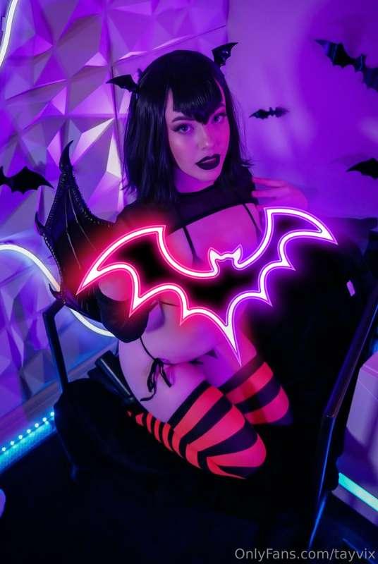 November still means Halloween right? Dropping this spicy Ma..