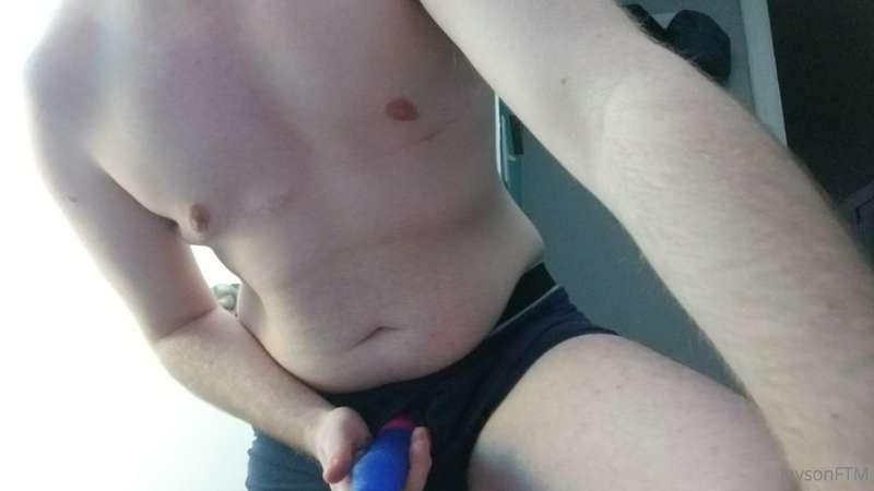 I'm not sorry for all the dick pics this week ;)