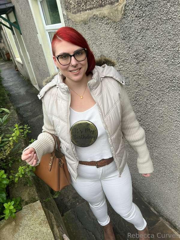 curvesrebecca69 image #0