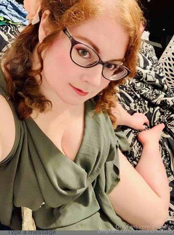 If you like kinky, curvy redheads in lingerie, corsets, and ..