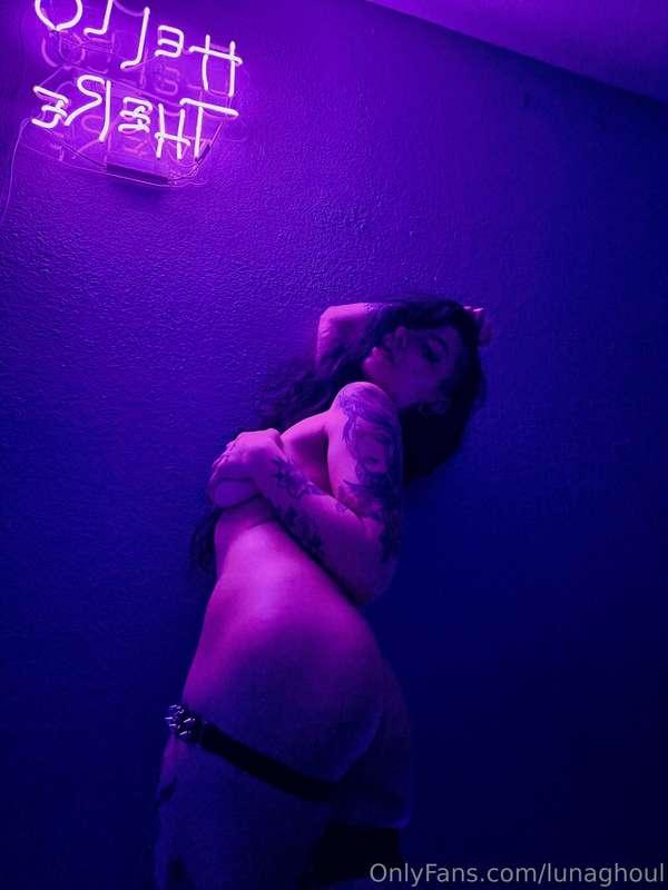 Can you handle how naughty i get Master? 🖤😈