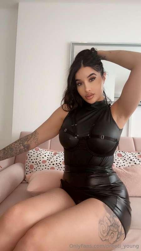 You better have a sack full of spunk for your mistress 