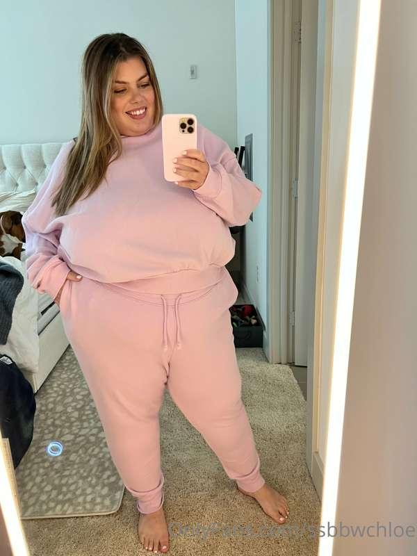 😈