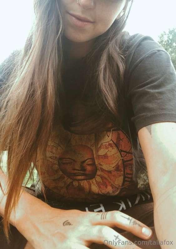 Name that band tee 💎