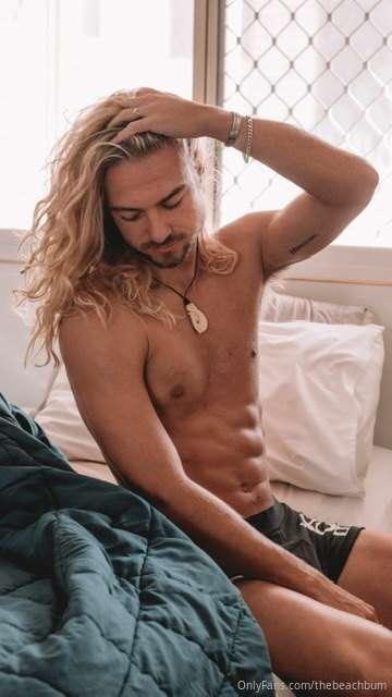 Mornings would be better if you were there to wake me up 😏😈