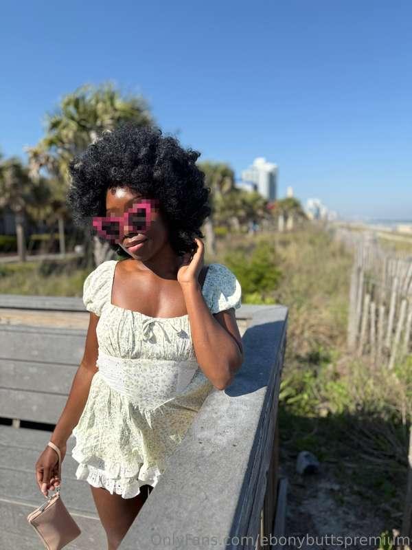 ebonybuttspremium image #1