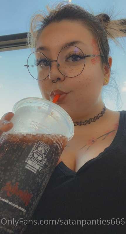 Man, I freakin LOVE Wendy’s 

What’s your usual order? 

I A..