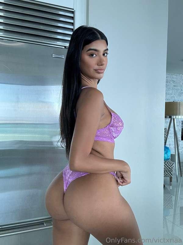 What you want for lunch bae? 