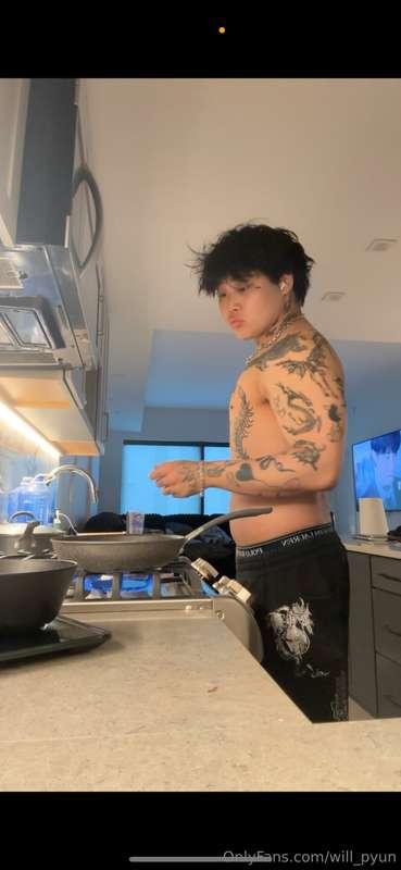 Cooking and satisfying your taste😋