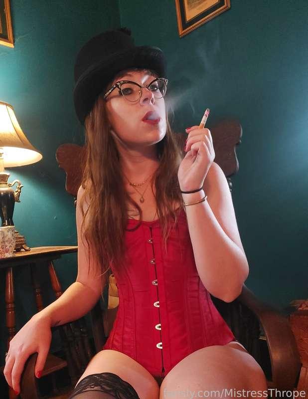 mistressthrope image #3