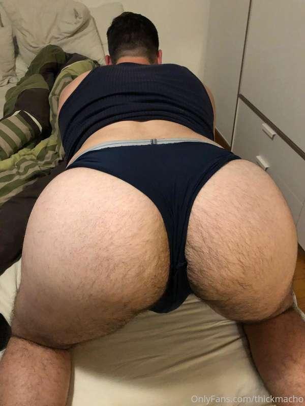Feeling lately I want to bottom.. any TOP around?
