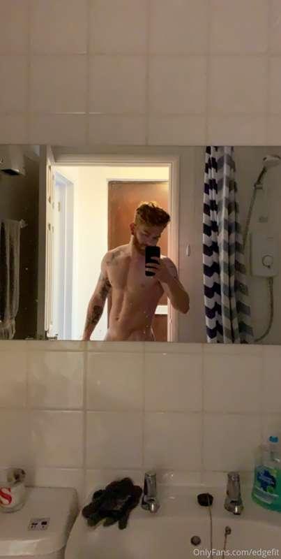 Love just letting it all hang out in the morning 🍆
