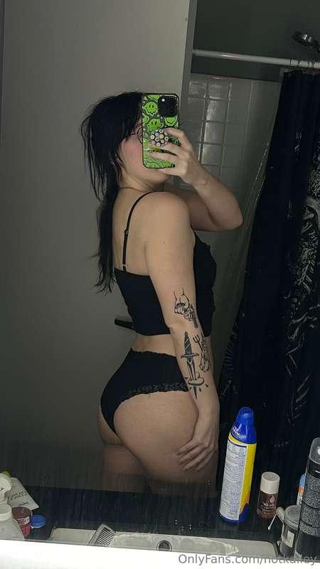 waiting to be spoiled ://///