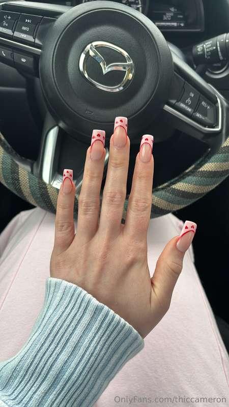 valentines nails i hope u like them 🥰