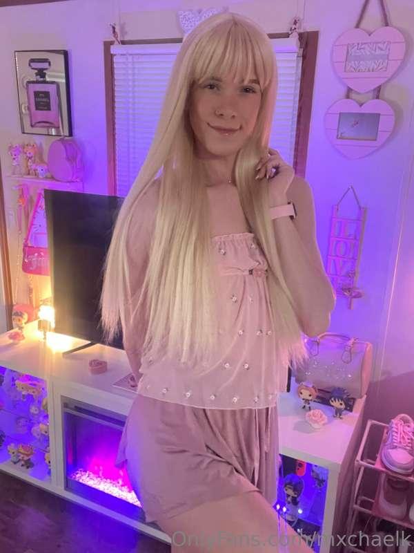 do you like my outfit hehe